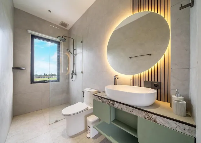 Villa Velora - Grand Retreat With Pool & Rice Field Views Ubud