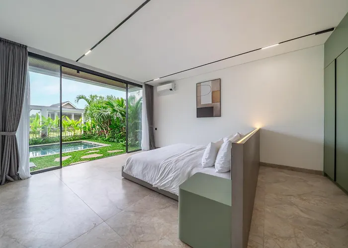 Villa Velora - Grand Retreat With Pool & Rice Field Views Ubud