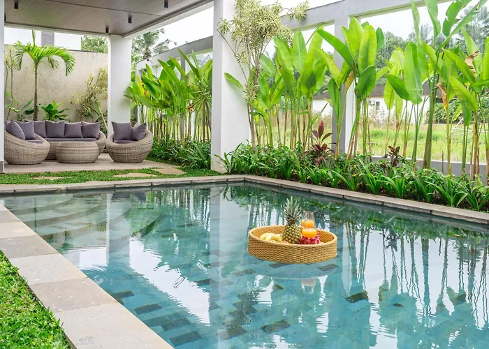 Velora - Grand Retreat With Pool & Rice Field Views ヴィラ *